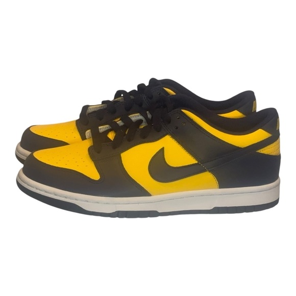 🔥 Nike Dunk Low “Michigan” 2021 | Size 6.5Y / Women’s 8 | Brand New Deadstock - Picture 3 of 4